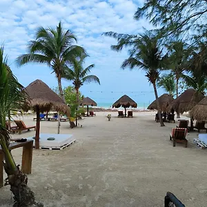 By Xaloc 4* Holbox