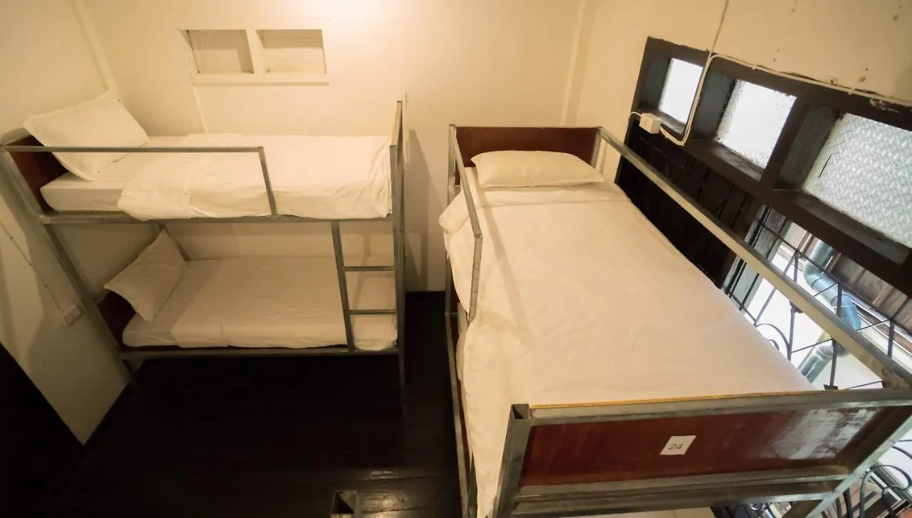 Y Not Laos Hostel Luang Prabang
